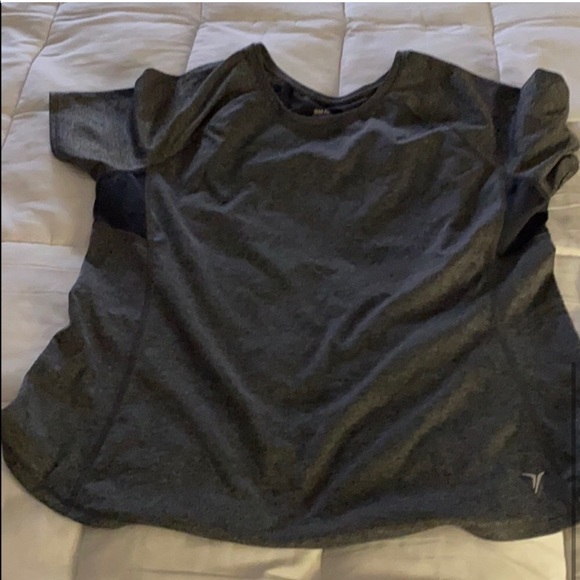 Old Navy Active Shirt Top Semi-Fitted Sz XL EUC - Picture 1 of 3
